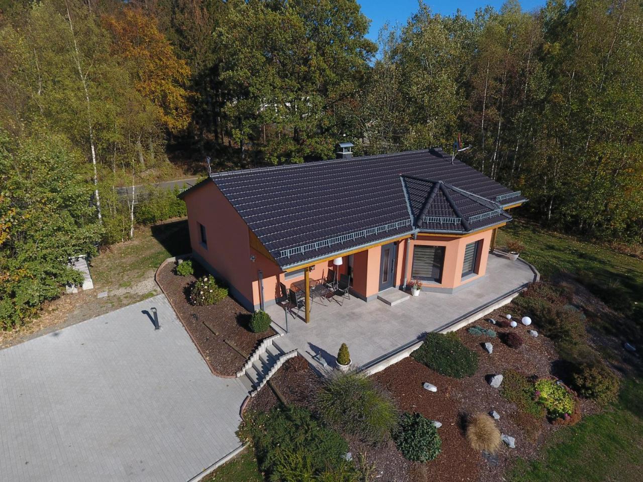 フリードリッヒシュブルン Ferienhaus Am Rambergヴィラ エクステリア 写真